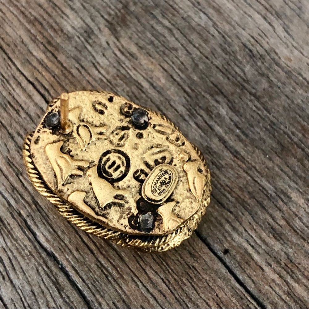 Chanel scarab beetle earrings - Picture 6 of 8